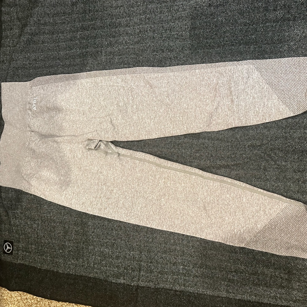 AYBL workout leggings